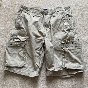 Gap tan color men’s shorts. Size 32